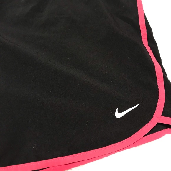 NIKE DRI-FIT SHORTS SIZE MEDIUM EXCELLENT COND - Picture 2 of 4